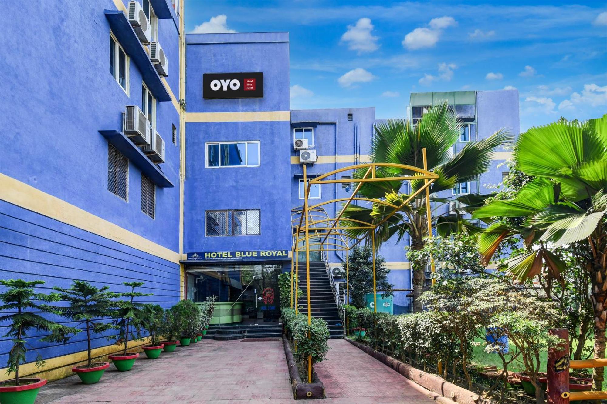 Hotel O Blue Royal Bhubaneswar Esterno foto