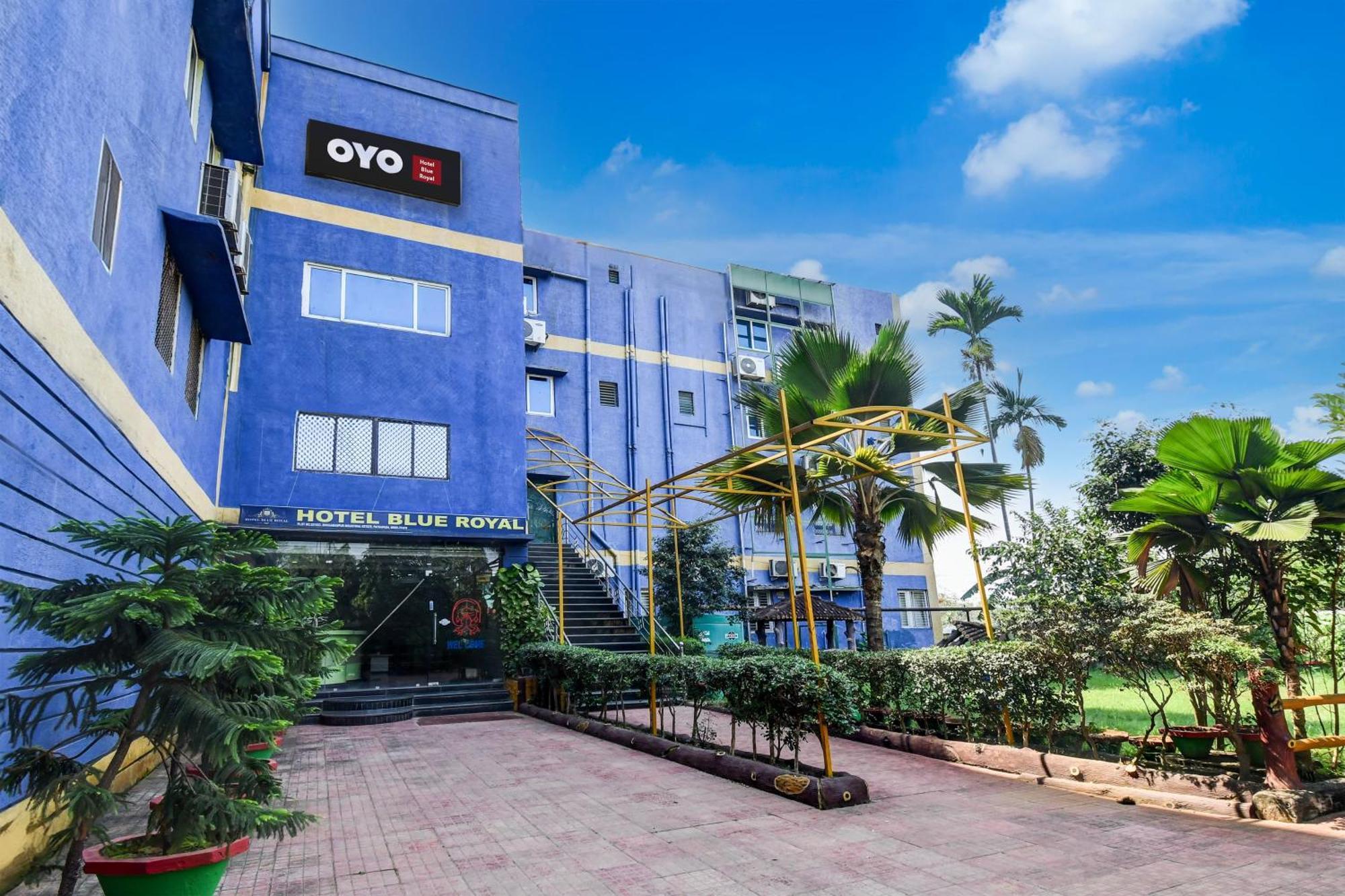 Hotel O Blue Royal Bhubaneswar Esterno foto