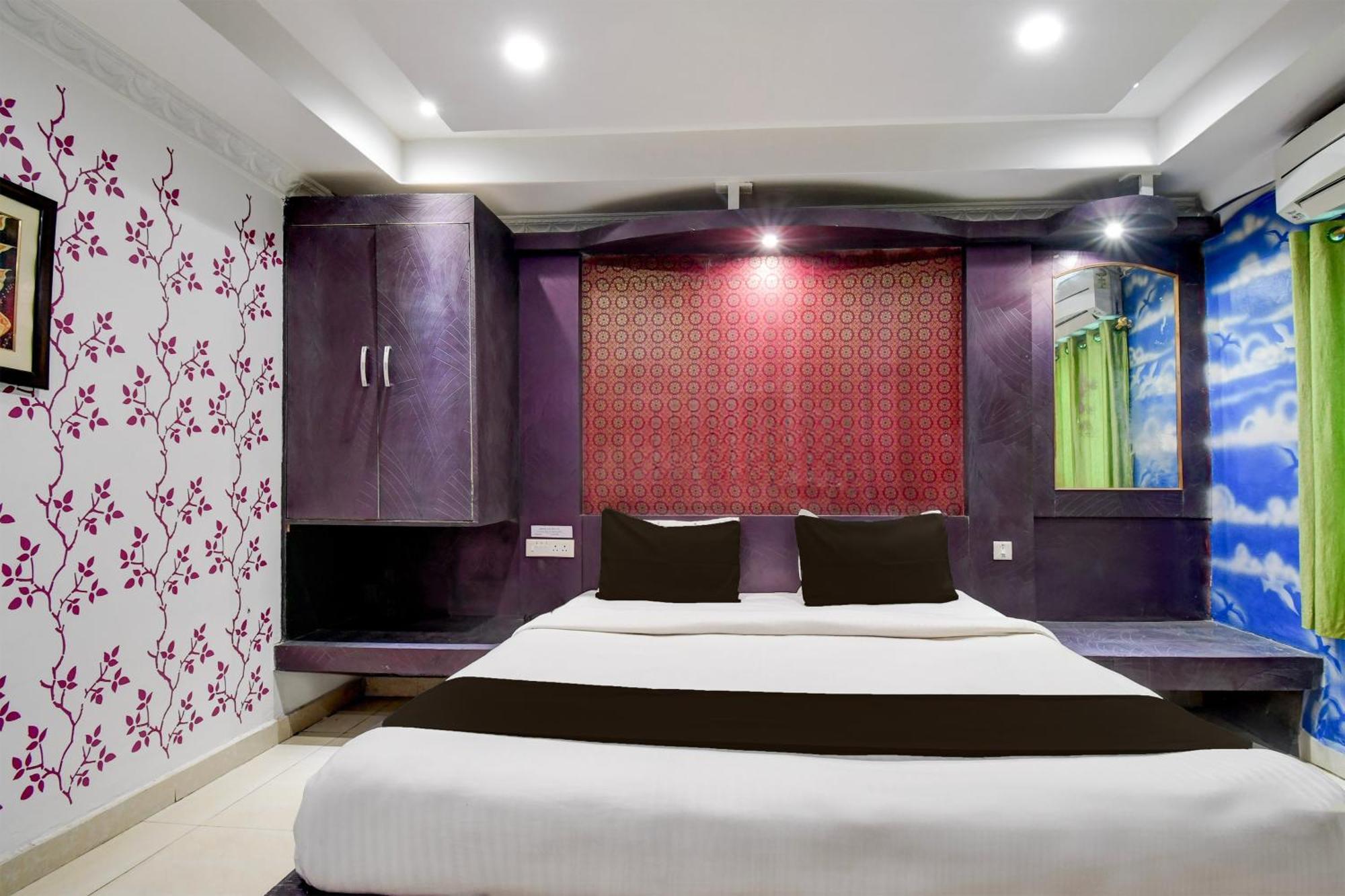 Hotel O Blue Royal Bhubaneswar Esterno foto