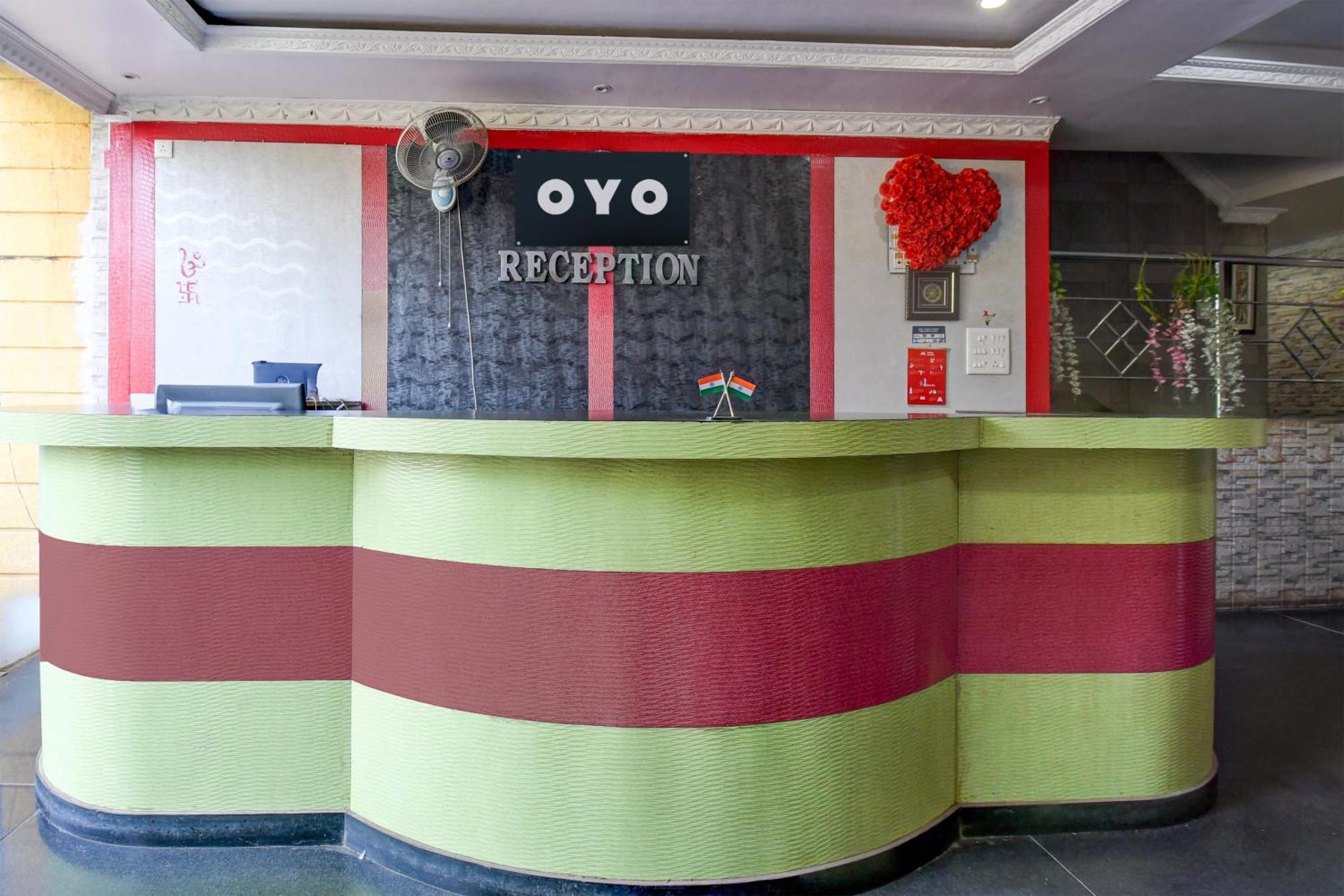 Hotel O Blue Royal Bhubaneswar Esterno foto